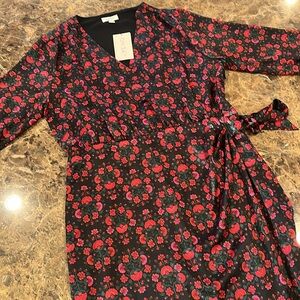 New! Macy’s On 34th Satin Floral Long Sleeve Wrap Dress XL Black Green Combo